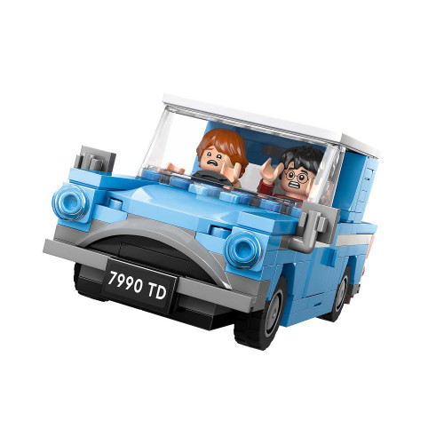 Конструктор LEGO Harry Potter 42138 Летающий Ford Anglia